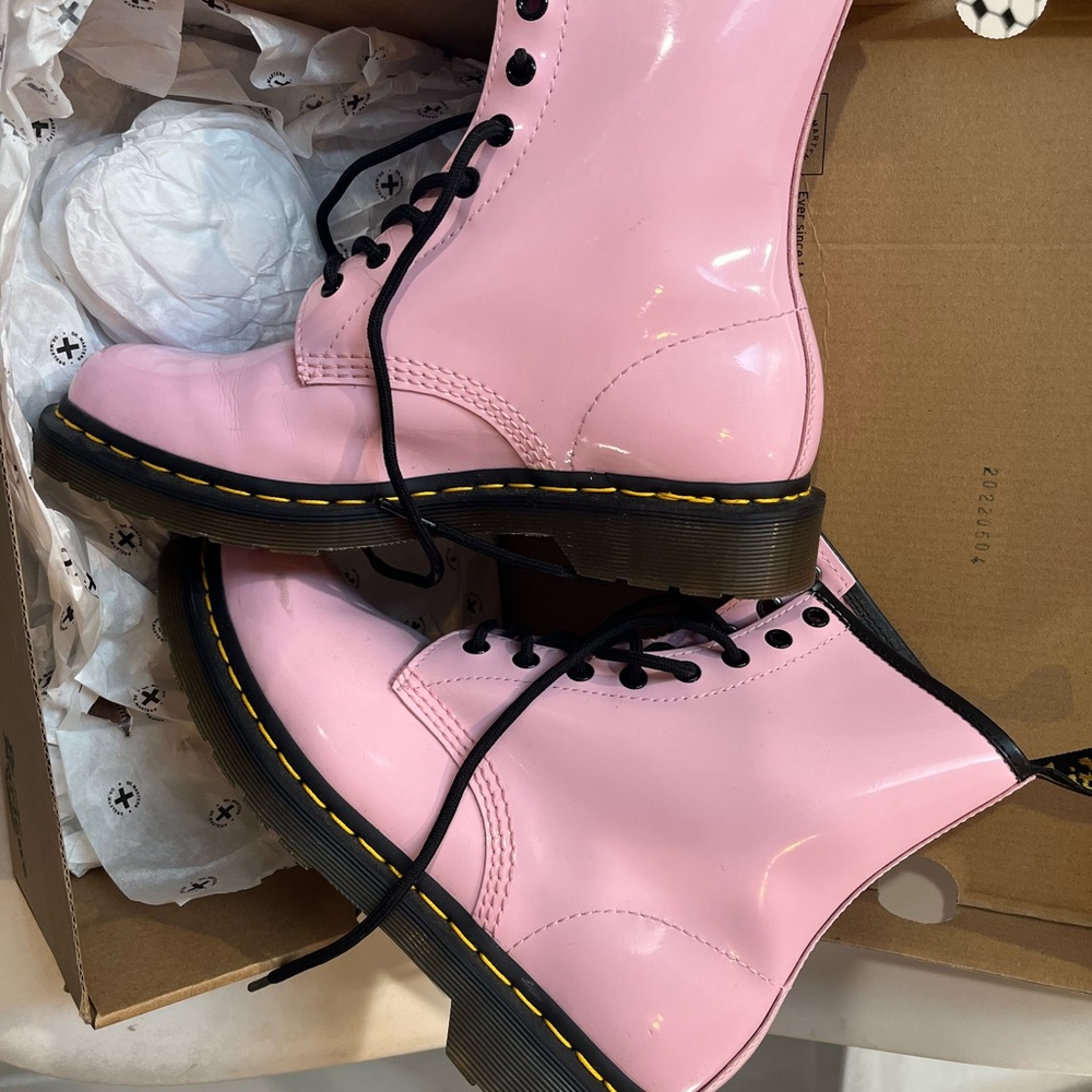 Pink Dr Martens - Picture 3 of 10